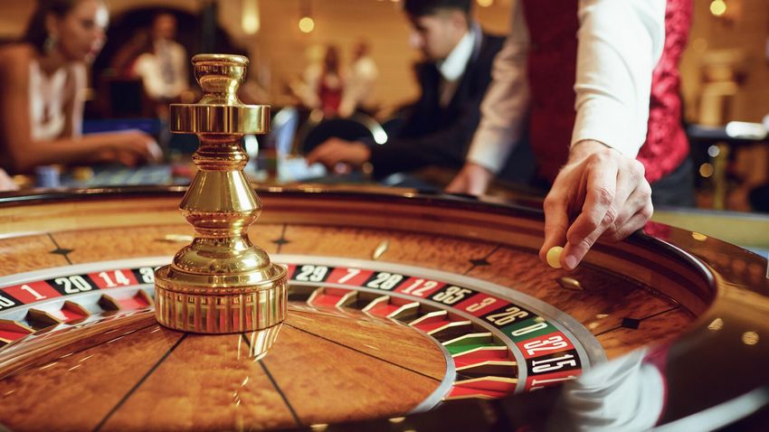 Clubnika Online Casino: Бездепозитный бонус 100 бесплатных вращений